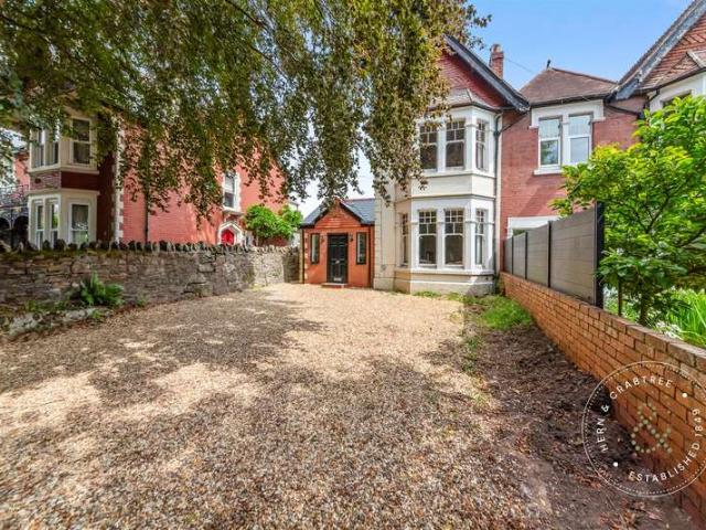 Farm for sale in Falcon Lodge, Wales