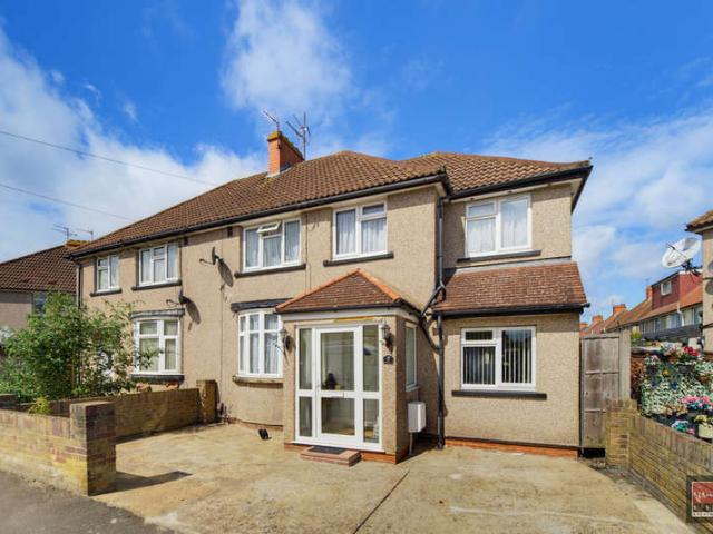Farm for sale in London Borough of Hounslow, Feltham