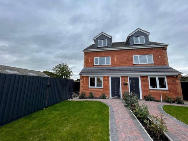 Farm for rent in Elmfield, Leicestershire