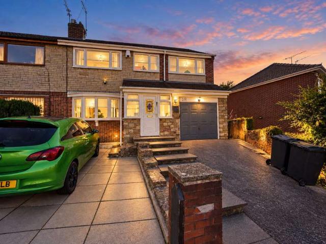 Farm for sale in Rawmarsh, South Yorkshire