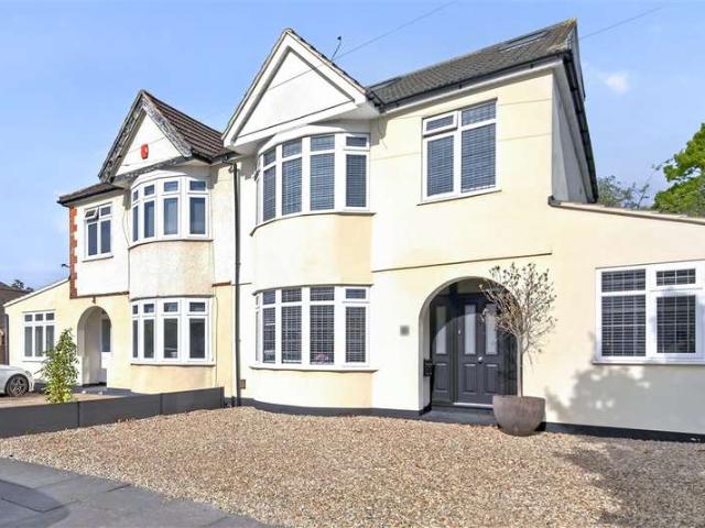 Farm for sale in Hornchurch, Greater London