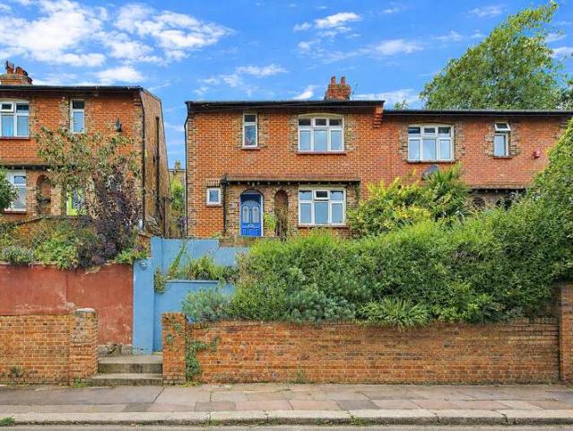Farm for sale in Hollingdean, Brighton