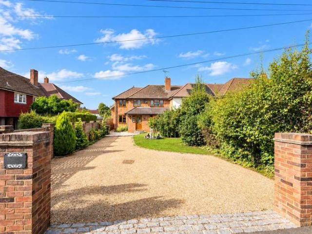 Farm for sale in Pachesham Park, Surrey