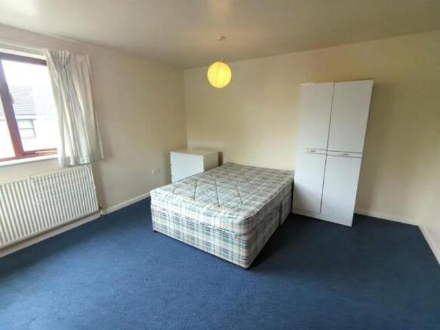 Farm for rent in Crookes, South Yorkshire