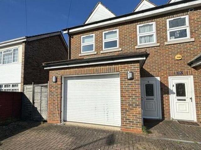 House for rent in London Borough of Hounslow, Feltham