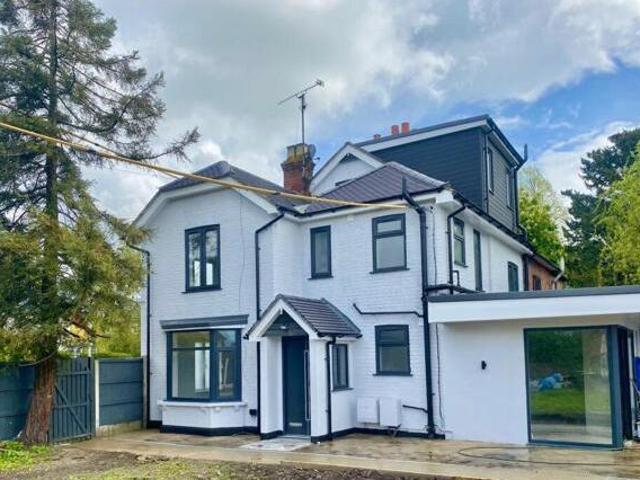 House for rent in Lyons, Greater London