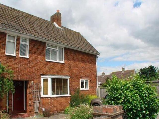 House for rent in Jubilee Industrial Centre, King's Walden