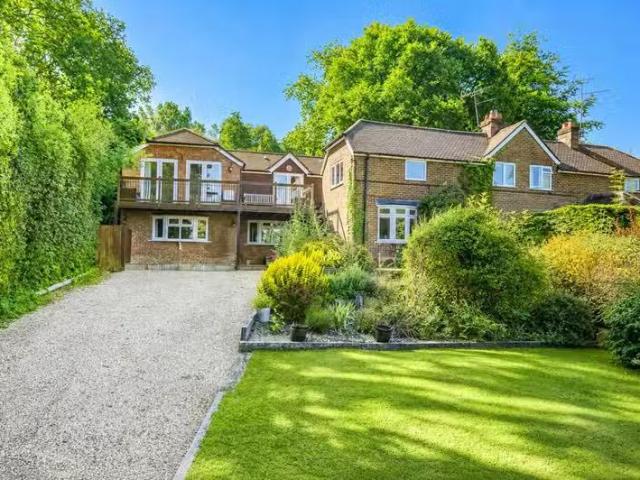 House for rent in Fole, Surrey