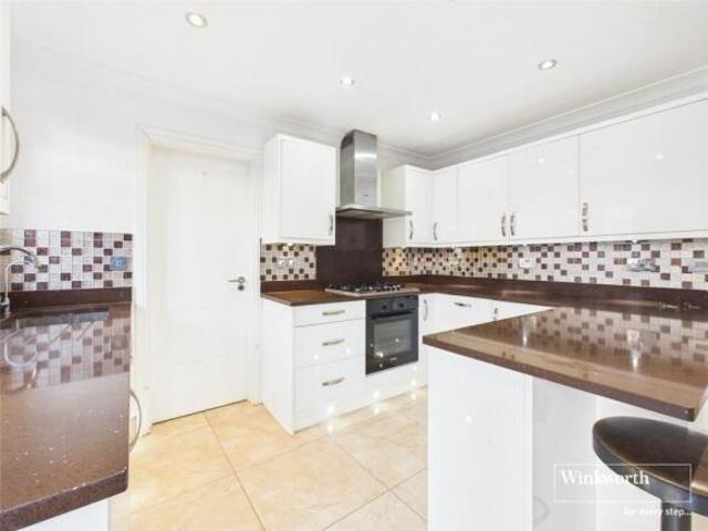 Farm for rent in The Reading Room, Kintbury