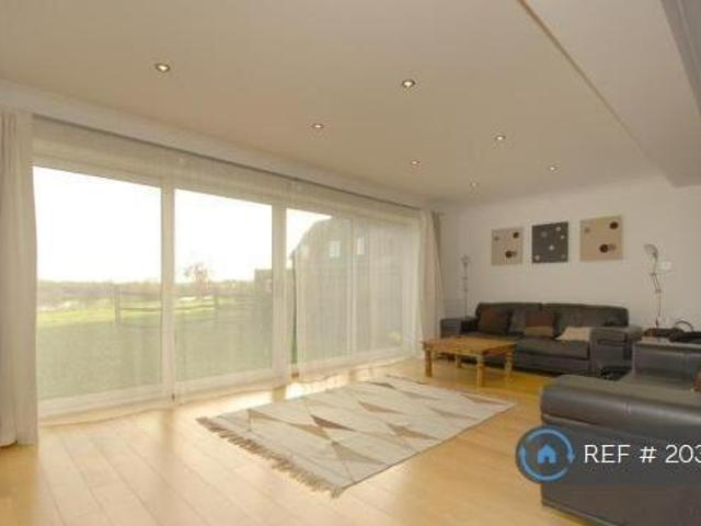 House for rent in Lyons, Greater London