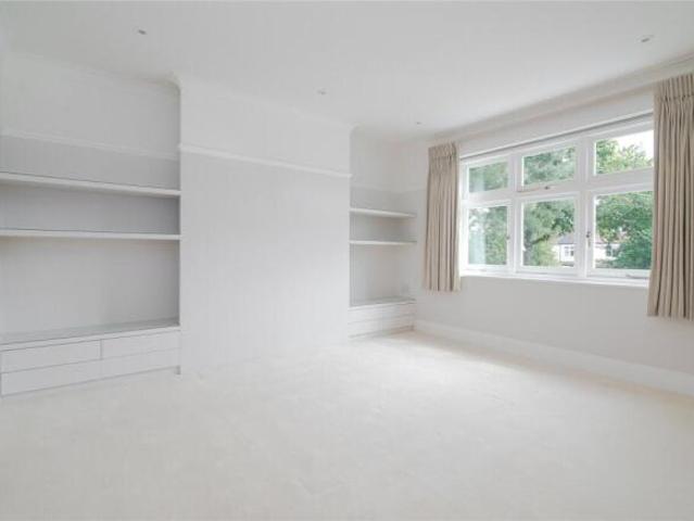 Farm for rent in Barnes, Greater London