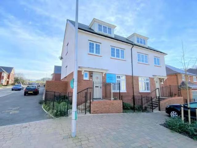 House for rent in Falcon Lodge, Wales