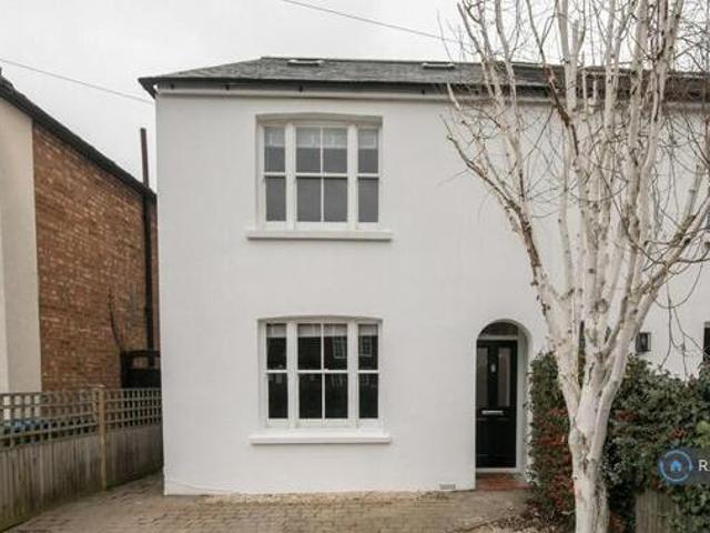 House for rent in Blackhills, Surrey
