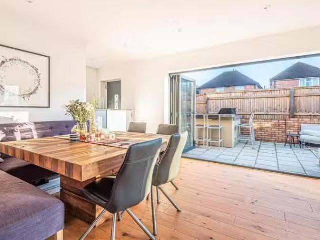 House for rent in Farncombe, Waverley