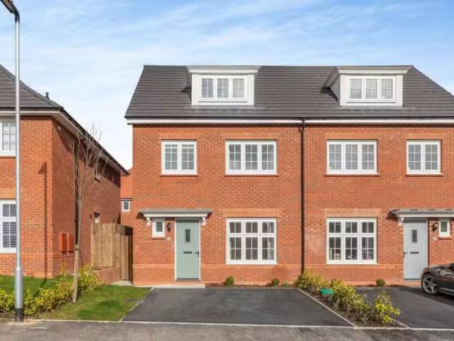 House for rent in Pulford, Cheshire