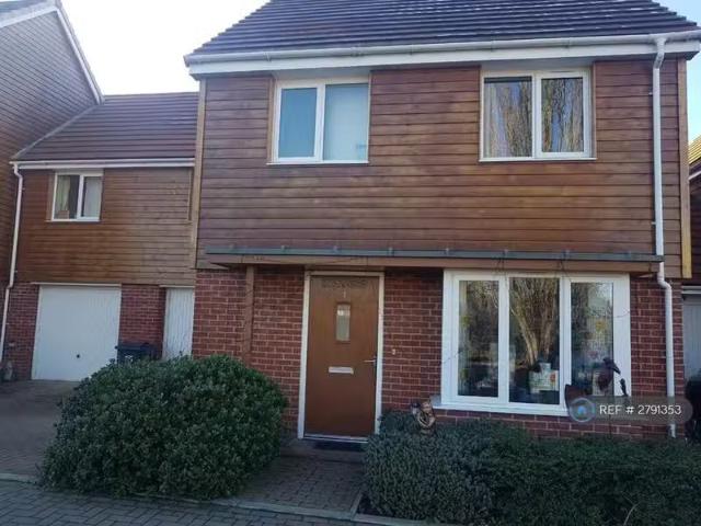 House for rent in Crayford, Greater London