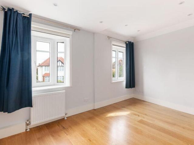 Farm for rent in Kingston Upon Thames, Greater London