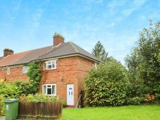 House for rent in Gipsy Lane Estate, The Slade