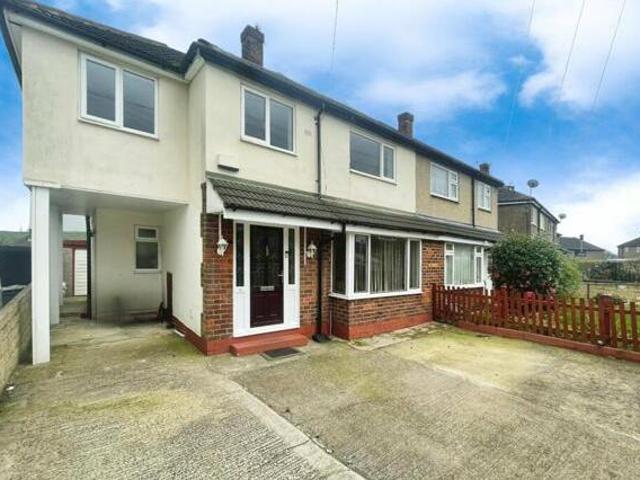 House for rent in Huddersfield, West Yorkshire