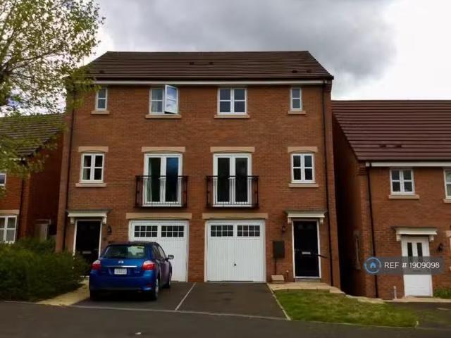 House for rent in Stivichall, West Midlands