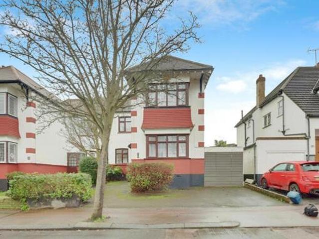 House for rent in Alton Barnes, Essex