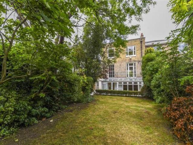 Farm for rent in St. John's Wood, Greater London