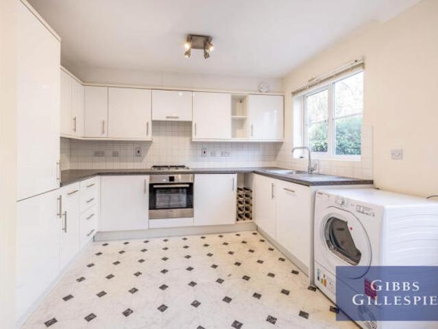 Farm for rent in North Watford, Hertfordshire