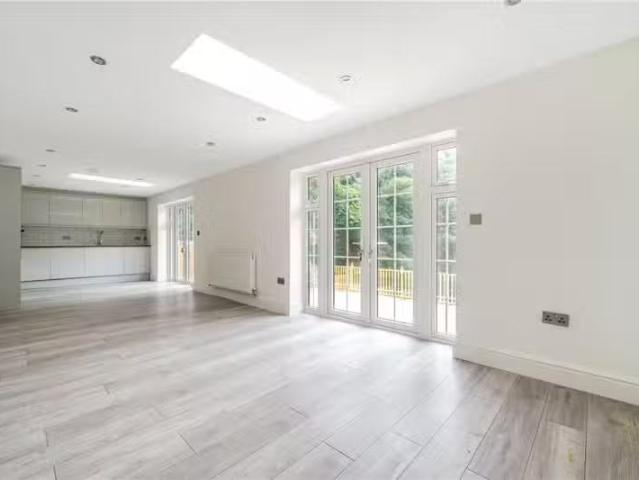 House for rent in Fole, Surrey
