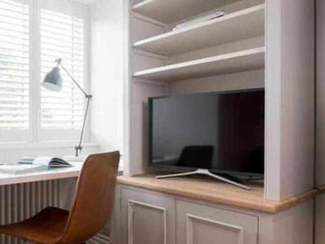 House for sale in Isleworth, Greater London