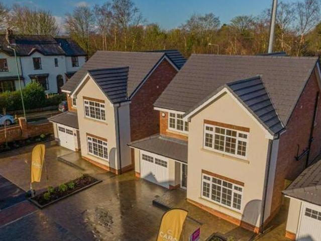 House for rent in Roby Mill, Lancashire