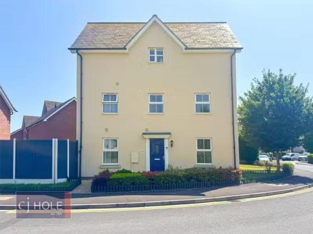 House for rent in West Wick, North Somerset