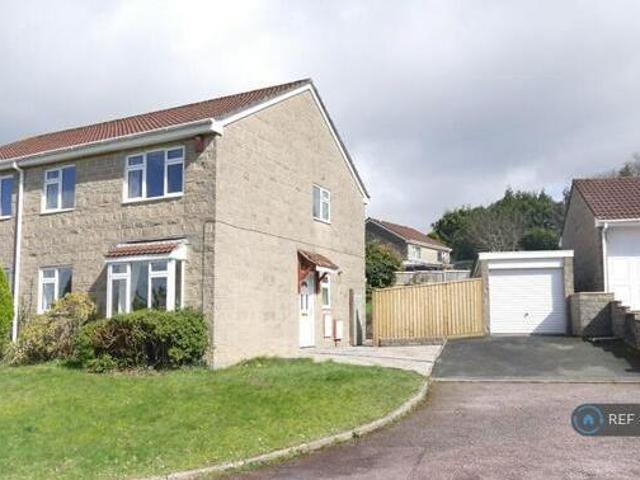 House for rent in Follaton, Strode