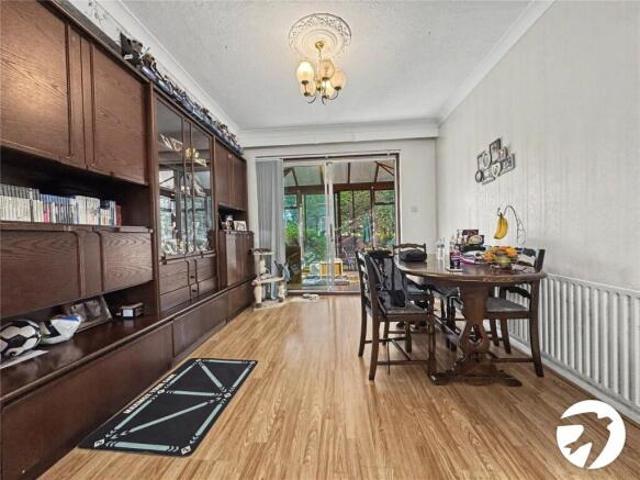 Farm for rent in Avery Hill, Greater London