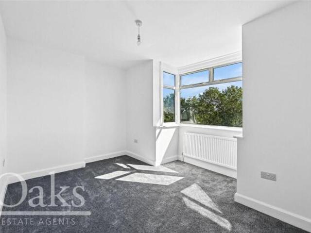 Farm for rent in London Borough of Croydon, Greater London