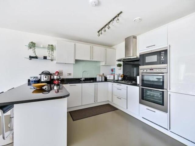 Farm for rent in Worcester Park, Greater London