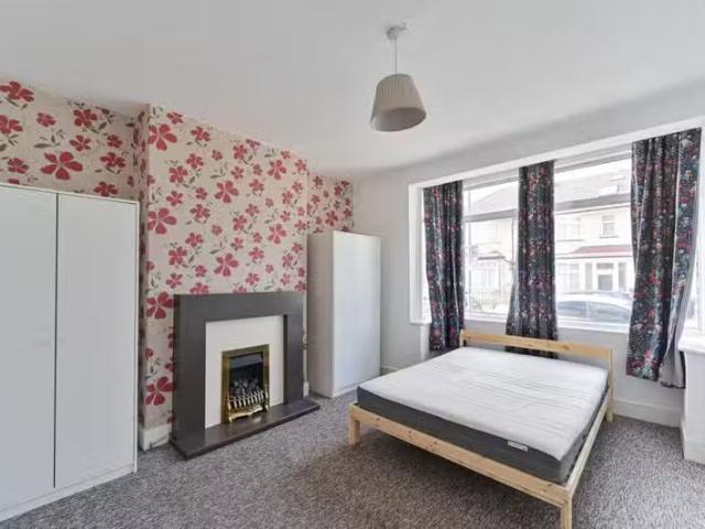 House for rent in London Borough of Merton, Mitcham