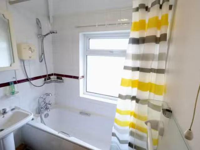 House for rent in Pouchen End, Hertfordshire