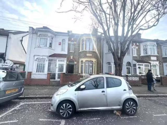 House for rent in Forest Gate, Greater London