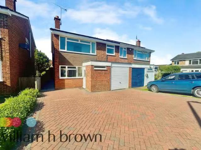 House for rent in Chipping Hill, Essex
