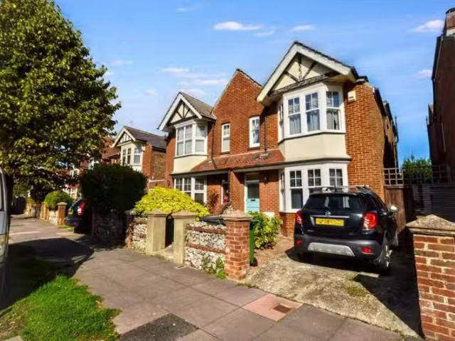 House for rent in Willingdon, Cross In Hand