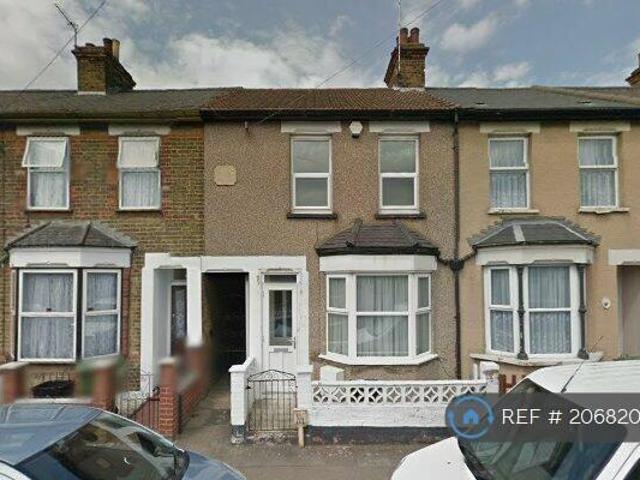 House for rent in Broxbourne, Hertfordshire