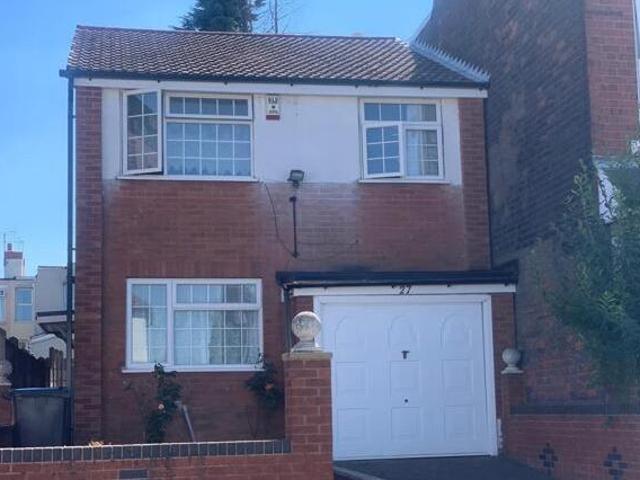 House for rent in Goldthorn Hill, West Midlands