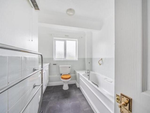Farm for rent in Bridgefield, Kent