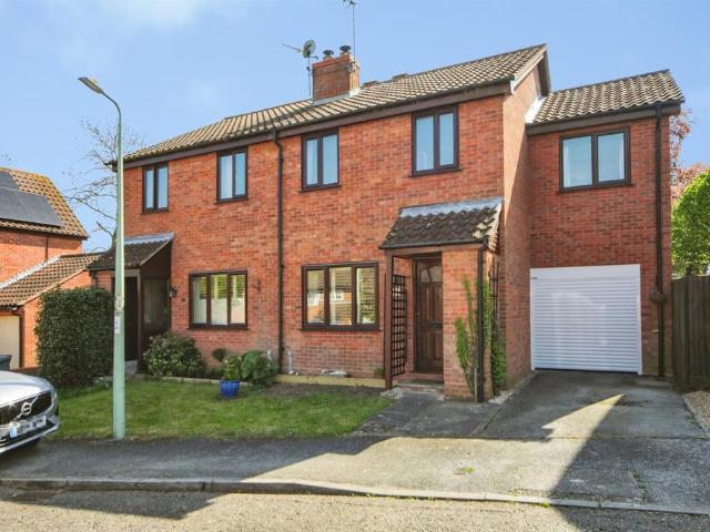 House for sale in Eastbridge, Suffolk