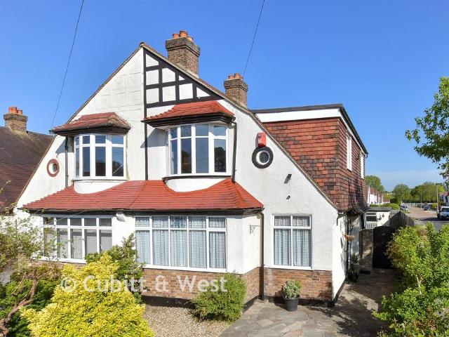 House for sale in London Borough of Croydon, Greater London