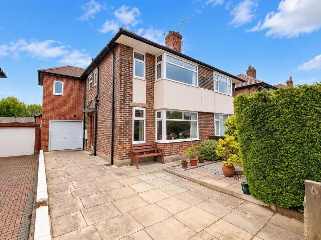 House for sale in Skircoat Green, Calderdale