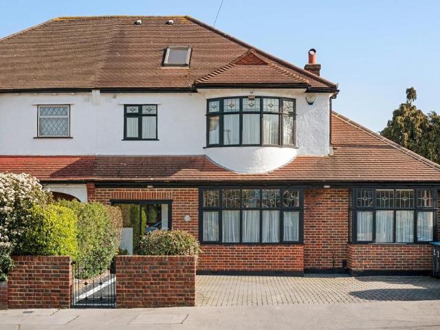 House for sale in London Borough of Croydon, Greater London