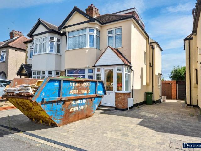 House for sale in London Borough of Havering, Greater London