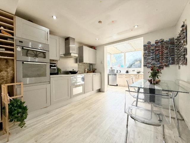 House for sale in Sundon Park, Luton