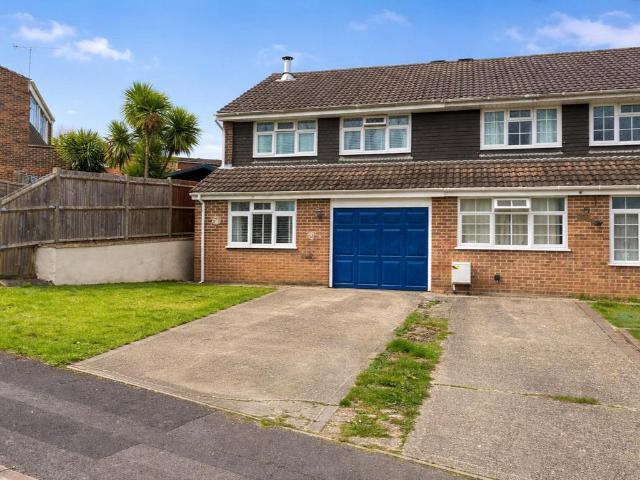 House for sale in Aldershot, Hampshire